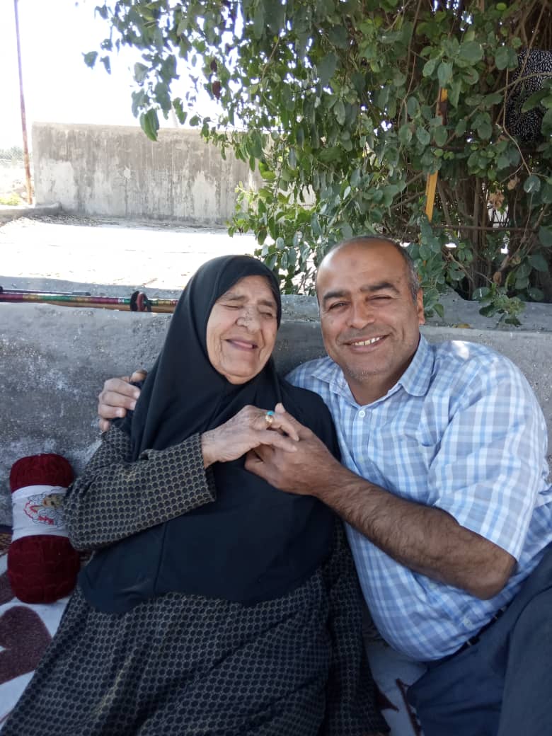 تصویری از رقیه زائری ( والده حاج عبدالحسین شاهینی)