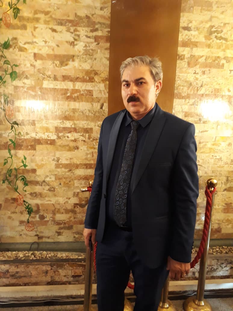 تصویری از فیروز حسین زاده