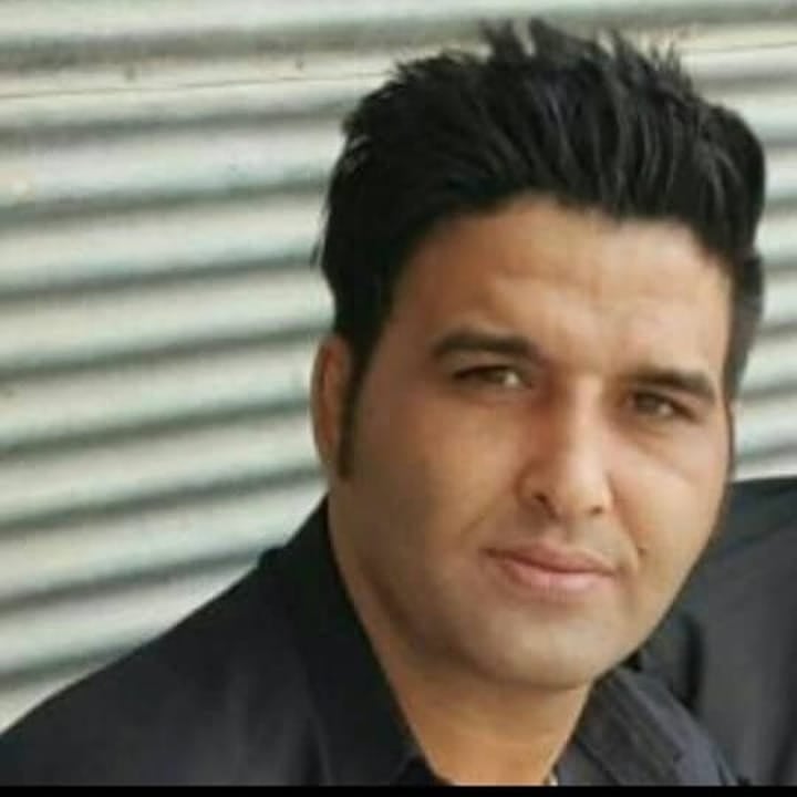 تصویری از داود محمدی