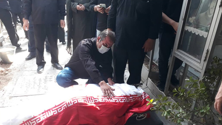 تصویری از حاج ضیاء حاجی هاشمی