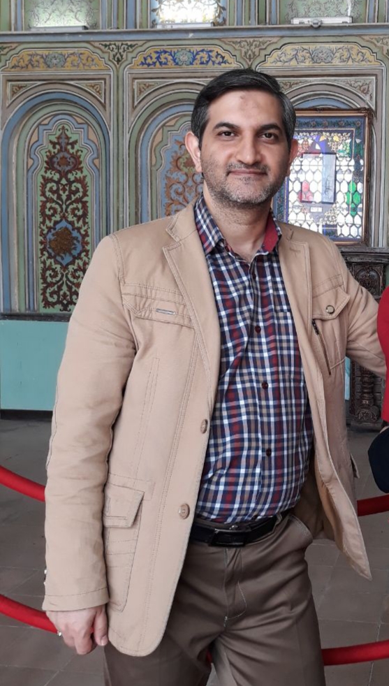 تصویری از خادم الحسین آمر قدم