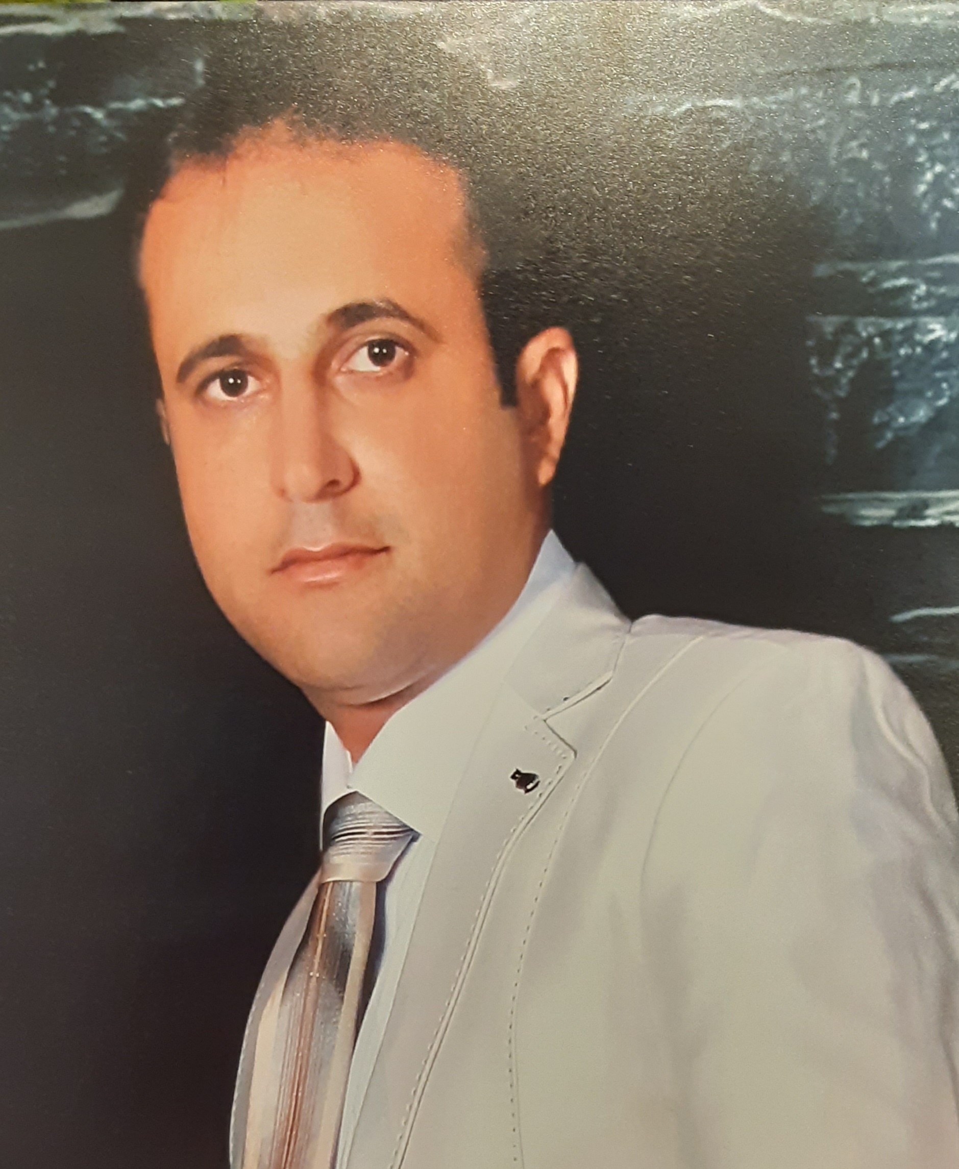 تصویری از شادروان فخری سادات صدرالدینی