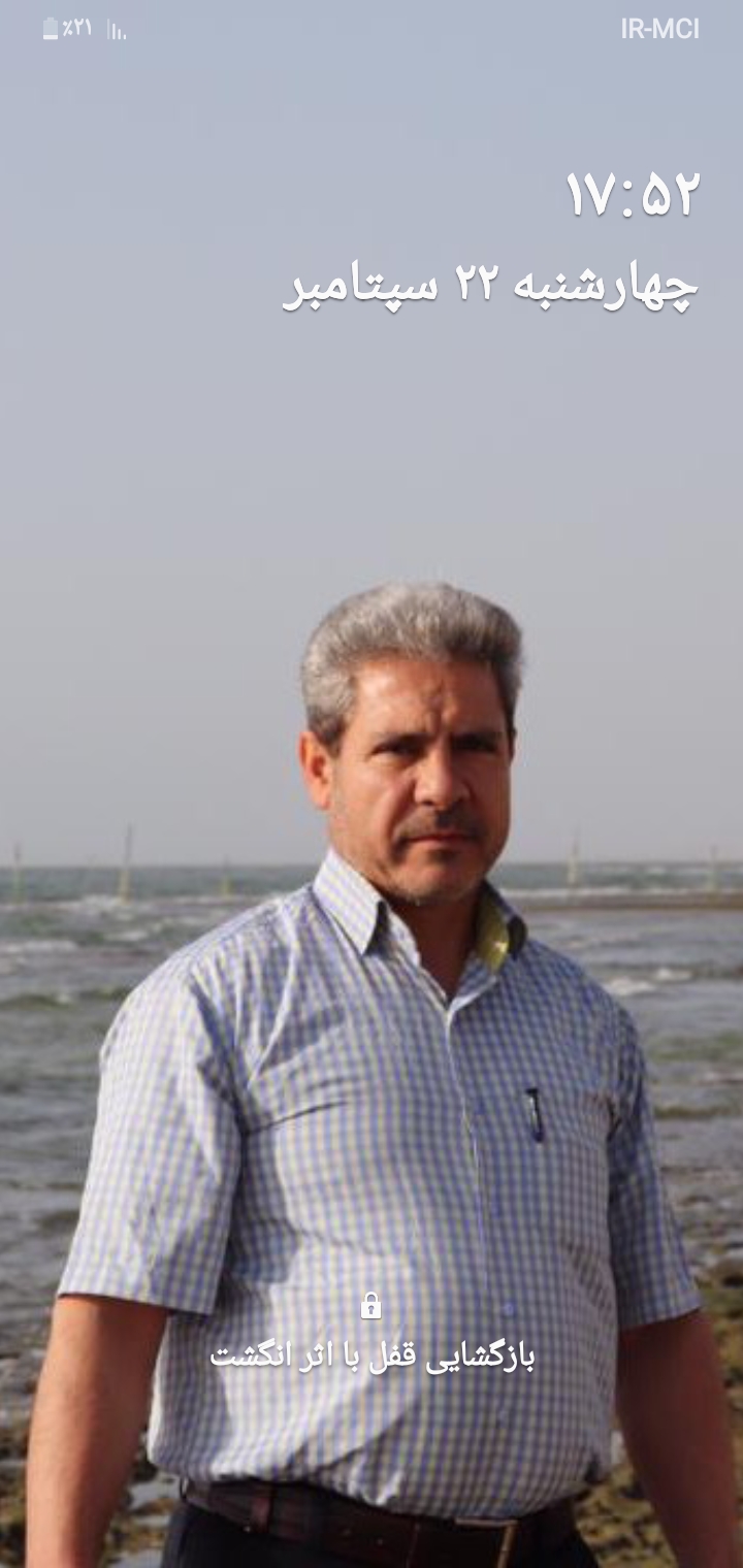 تصویری از حسین زاهدنیا