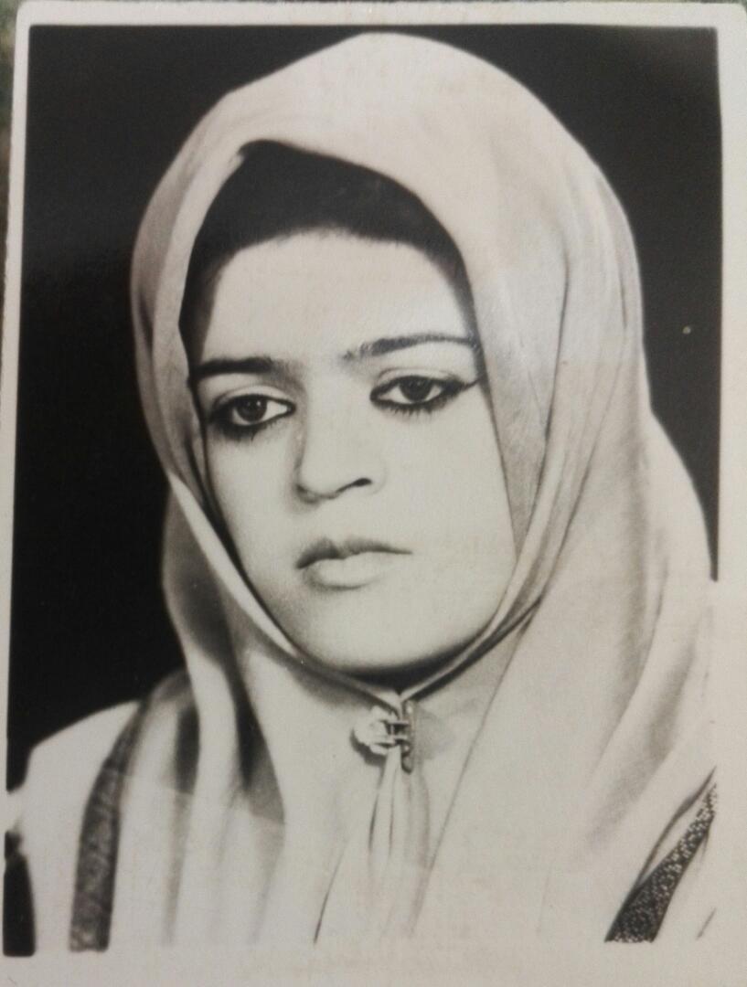 تصویری از پریوش زندیانی