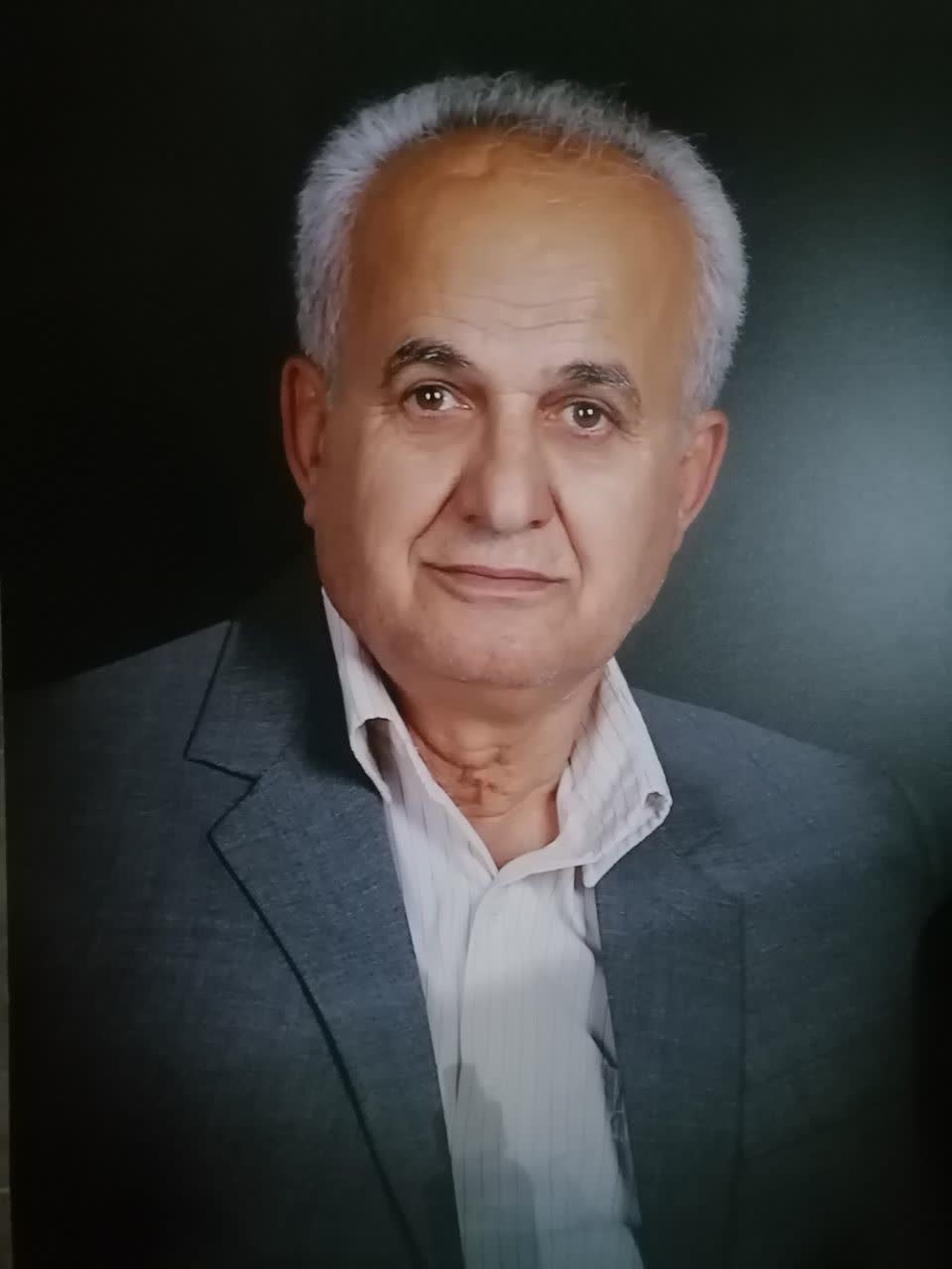 تصویری از عزیزالله باباگل زاده چاری