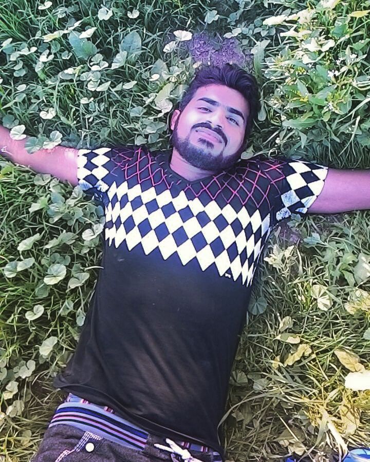 تصویری از ایمان رنجبری