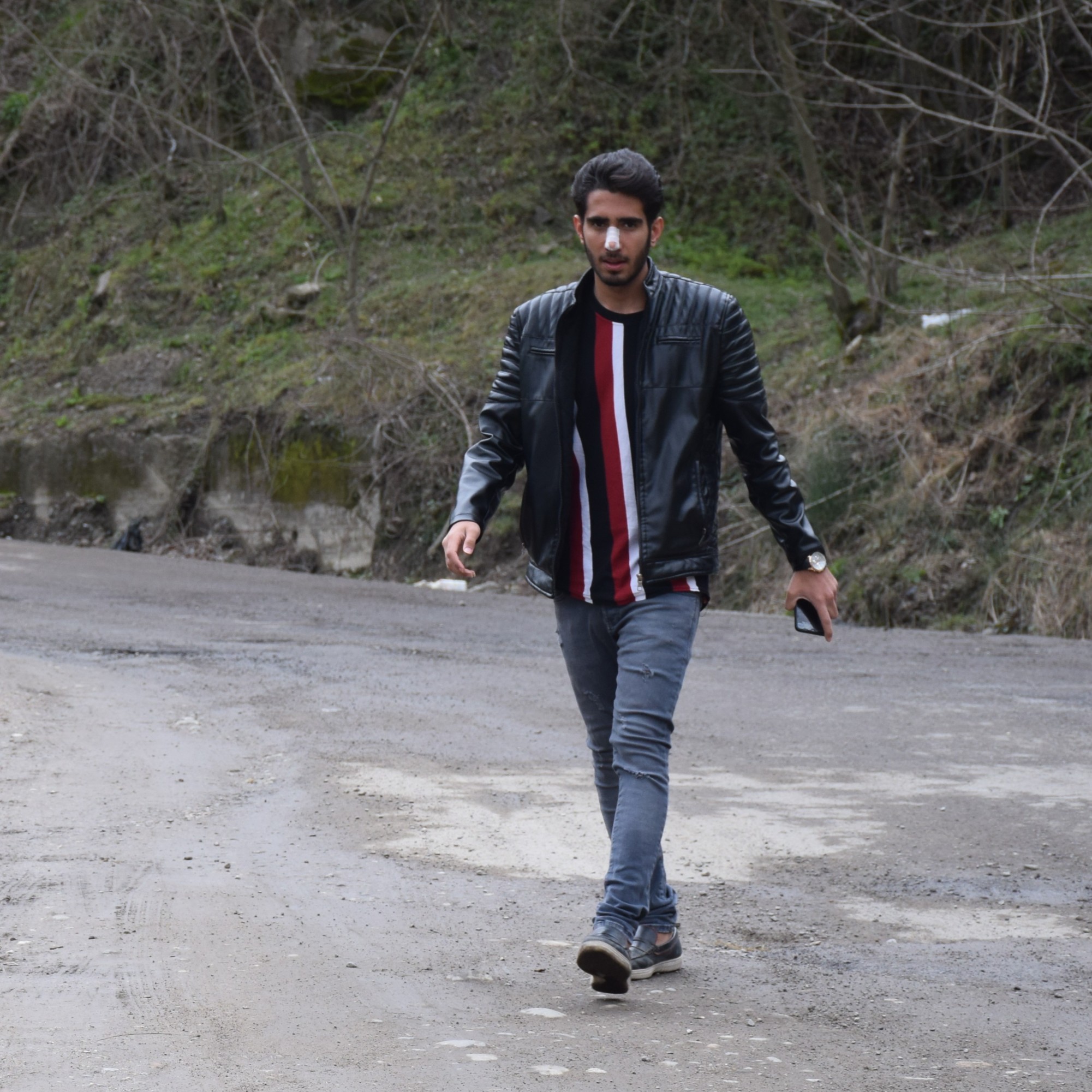 تصویری از مهدی حسن پور