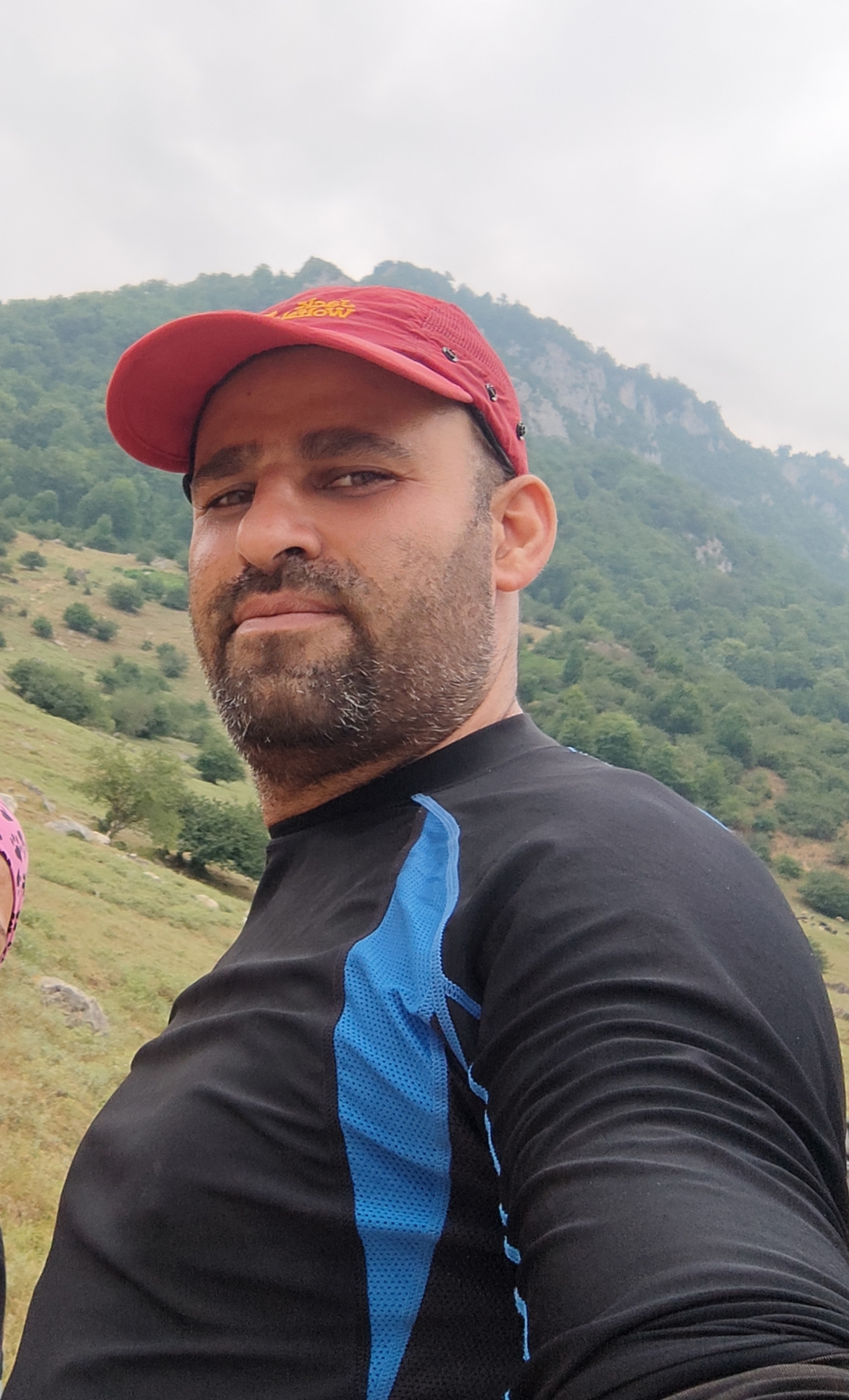 تصویری از ناصر کوهستانی