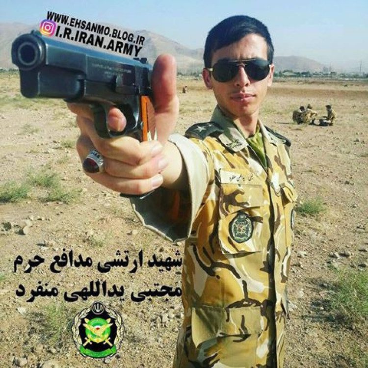 تصویری از مجتبی یدالهی منفرد