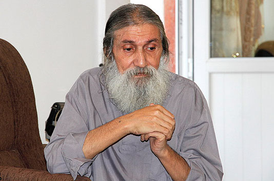 تصویری از عباس کمندی