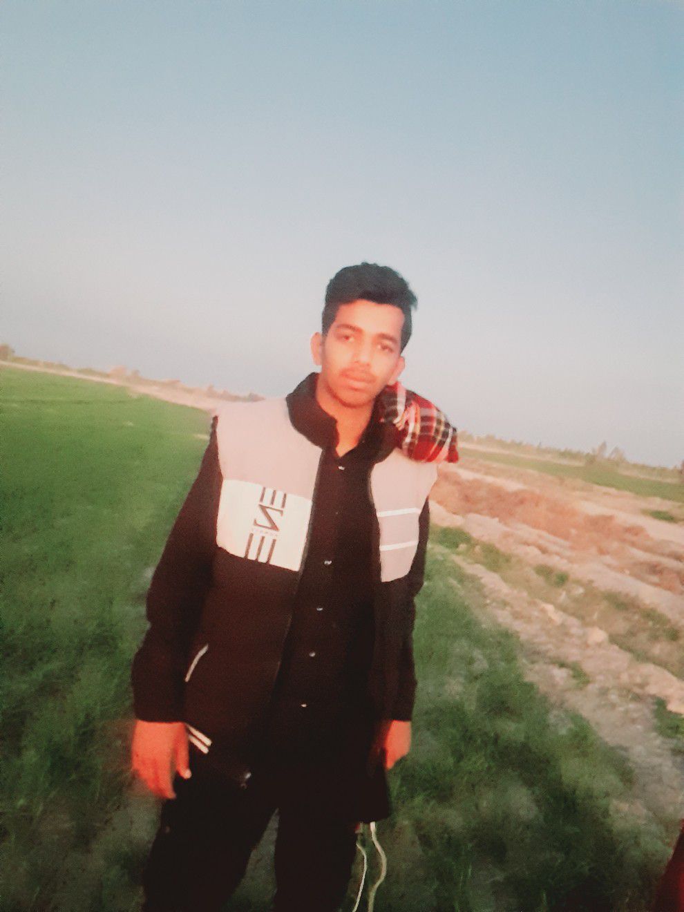 تصویری از بنیامین فلاحی شاه اباد