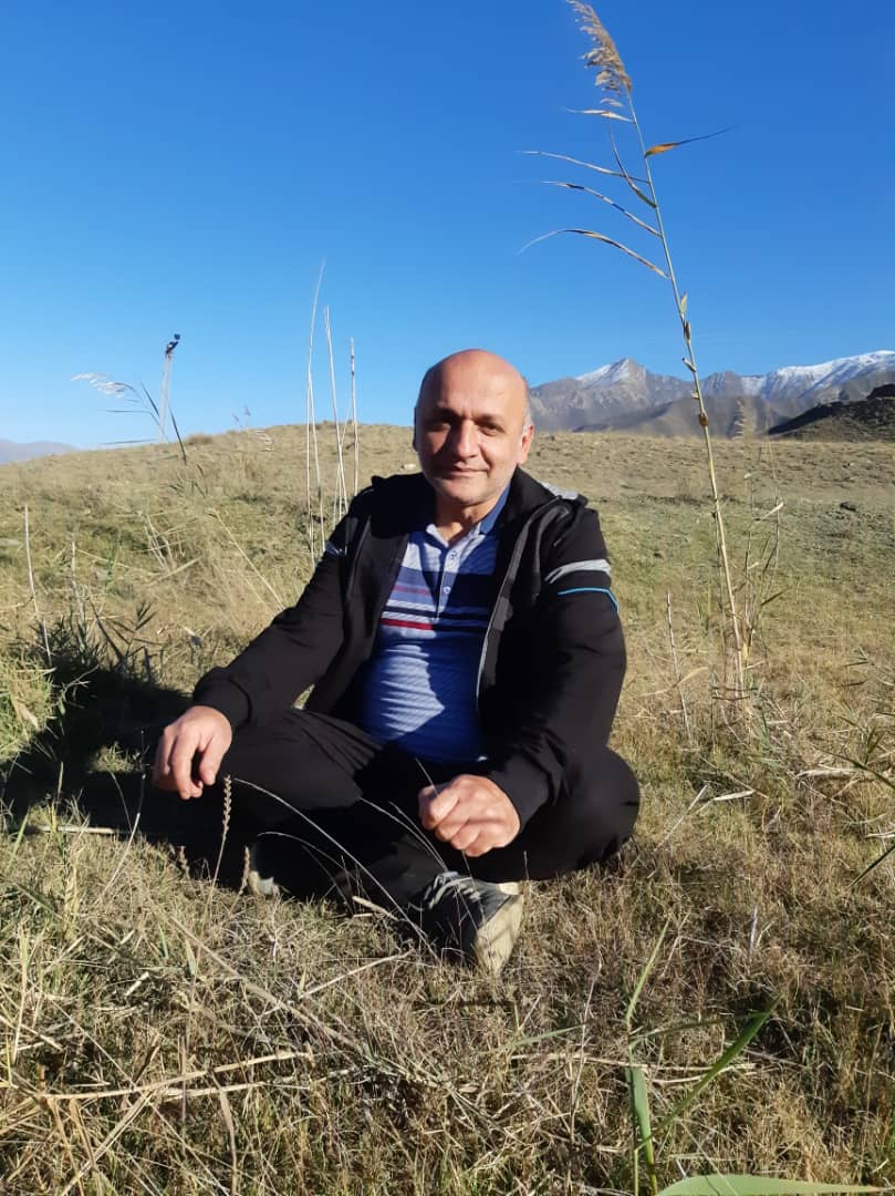 تصویری از عباس نبی پور