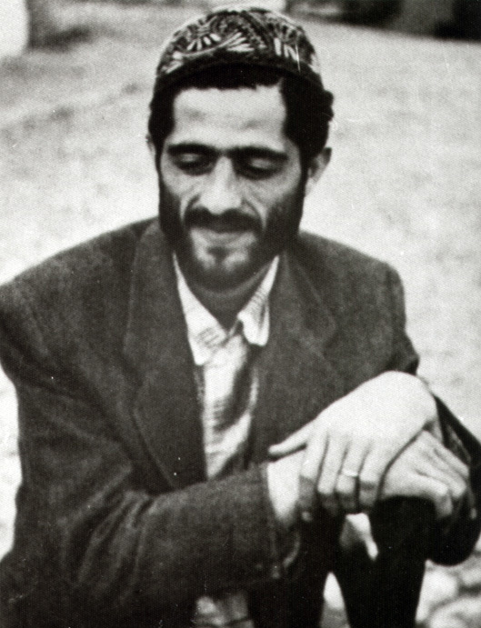 تصویری از جلال(سید جلال‌الدین) آل احمد( سادات آل احمد)