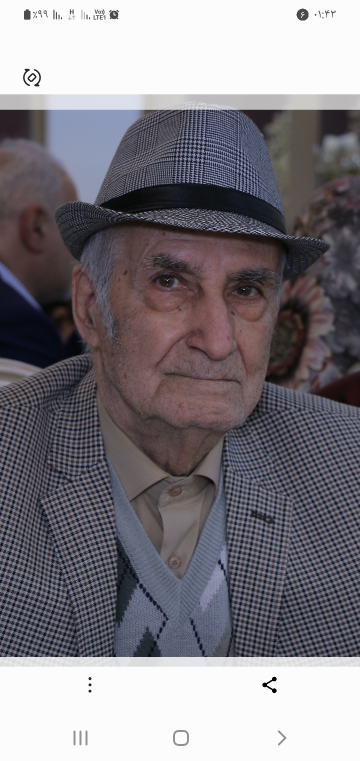 تصویری از حاج اسماعیل بهشت آئین