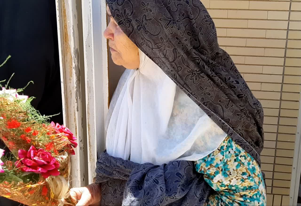 تصویری از حاجیه خانم تاج اکبرزاده