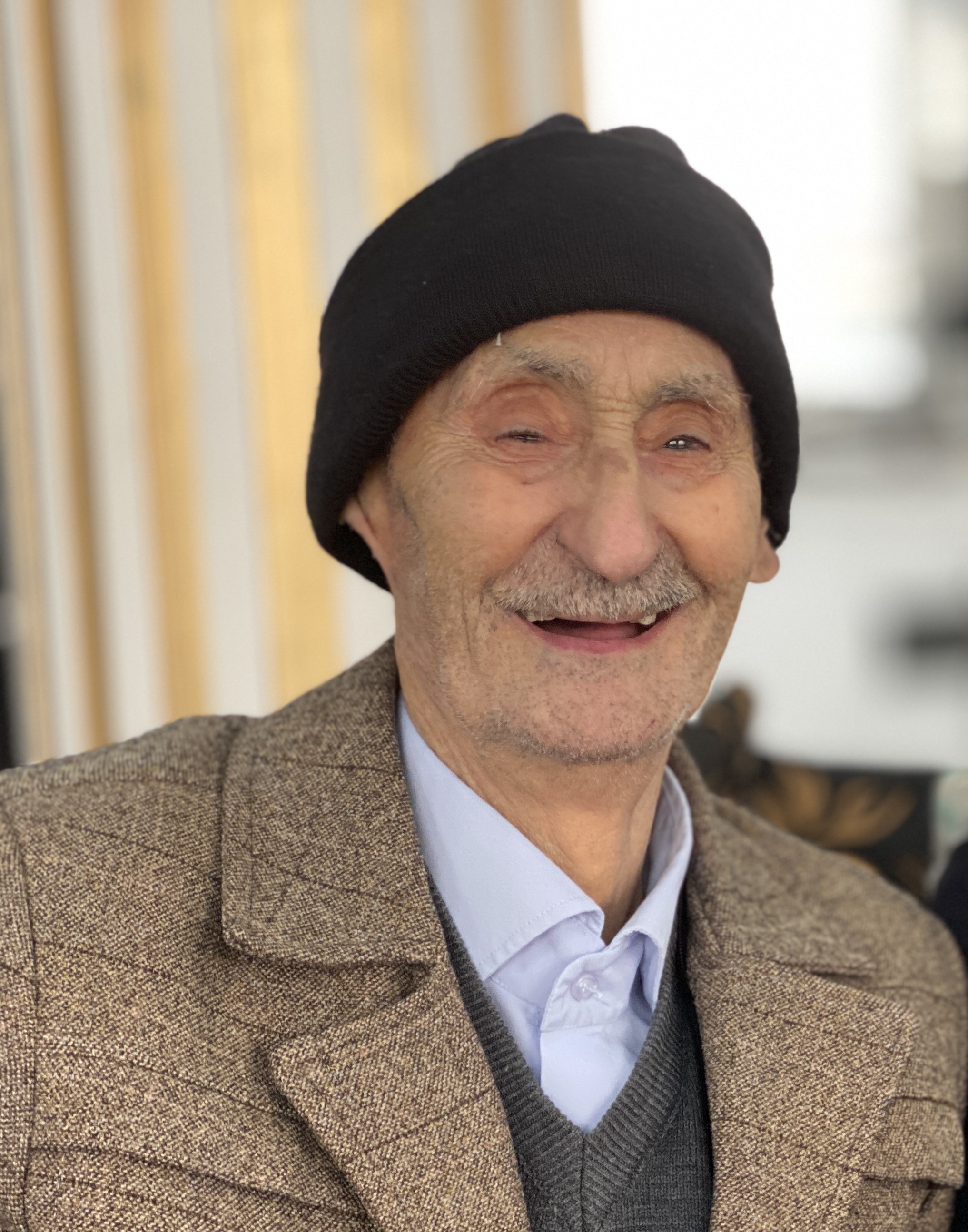 تصویری از سهراب اللهويرنيان