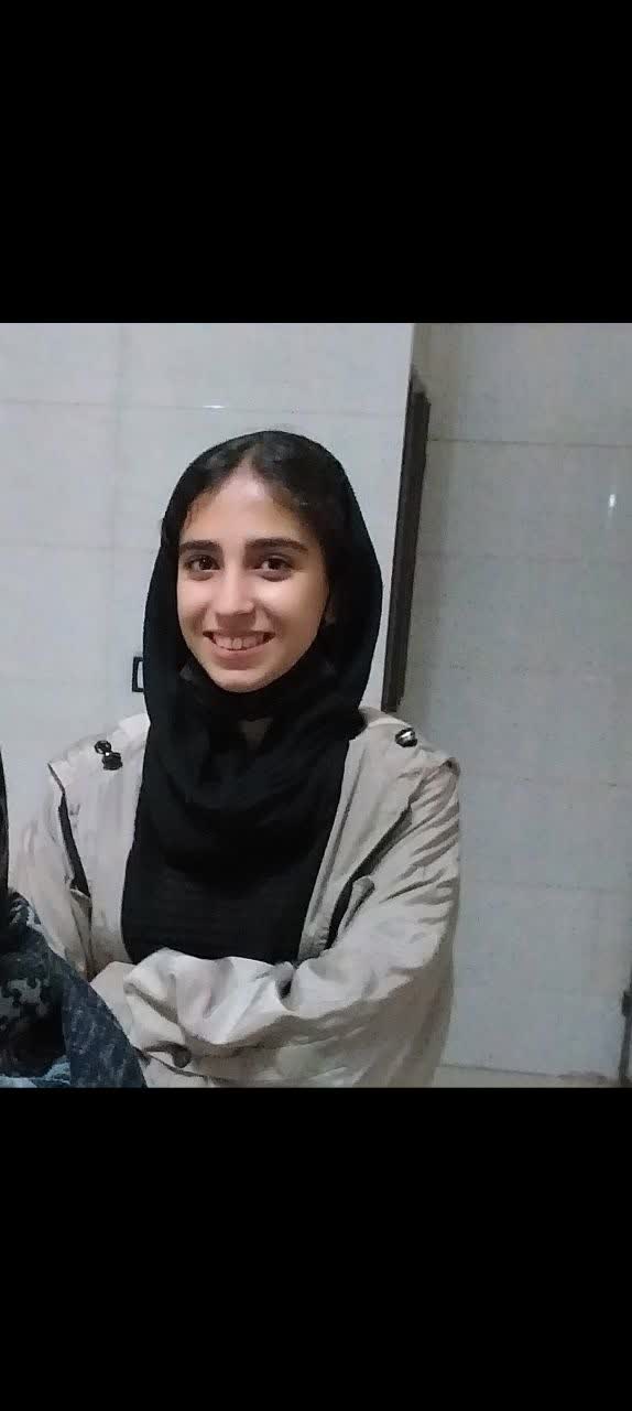 تصویری از آیدا مهدی نیا