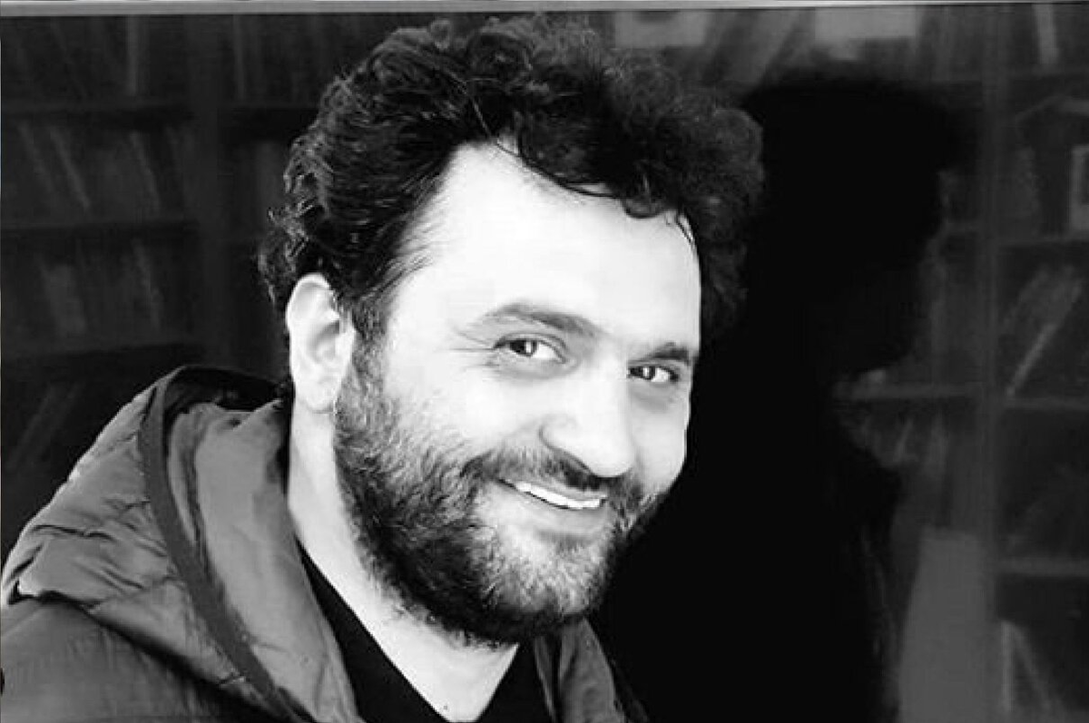 تصویری از داود احمدی مونس با نام هنری آروین