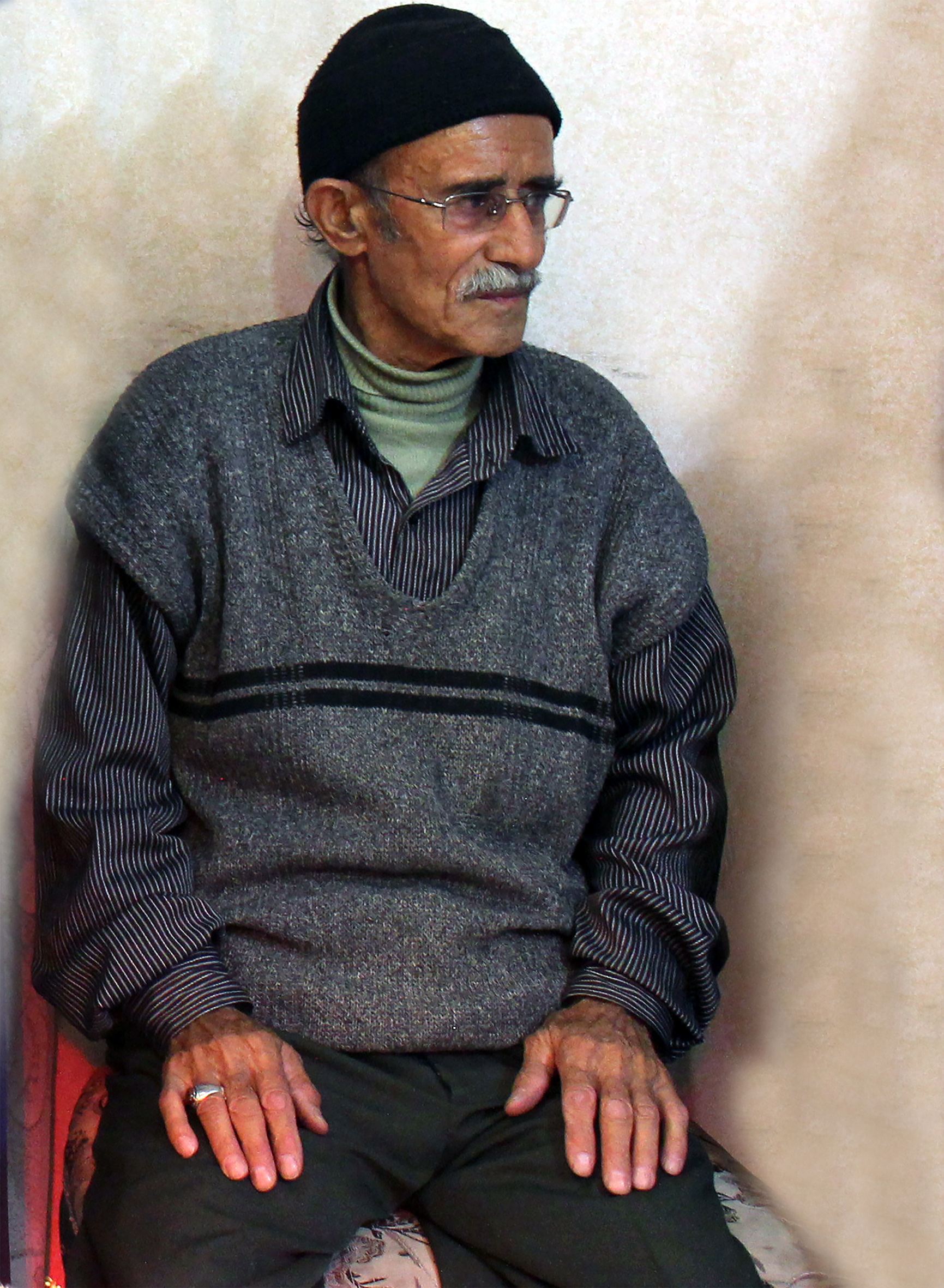 تصویری از خداکرم صادق نیا