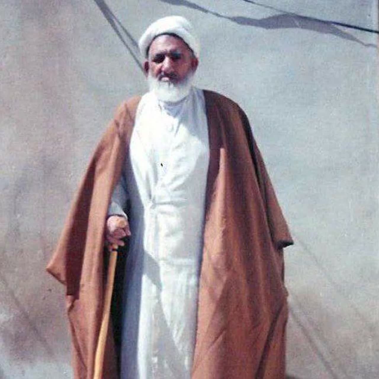 تصویری از مرحوم آقای جعفر و حجت الاسلام حاج شیخ عبدالله و علی جان و اقا دایی اصفهانی و احمد اقا و اقا شیخ محمود  و حاج ابوالقاسم و حاج محمد و مرحوم قاسم  و مرحومه زینب و خاله بتول و زوار شعبانه و زوار ۱۴ معصوم علیهم السلام و مرحوم شکور رضوان الله تعالی علیهم اجمعین همه شهدا و اولیاء و مرحوم معماری و شکوری ها و ایزدیان وعلی پور و ..و مینایی فر و حسینی و هادیان وخرم نژاد ومرحومه رخشاد و همه رفتگان