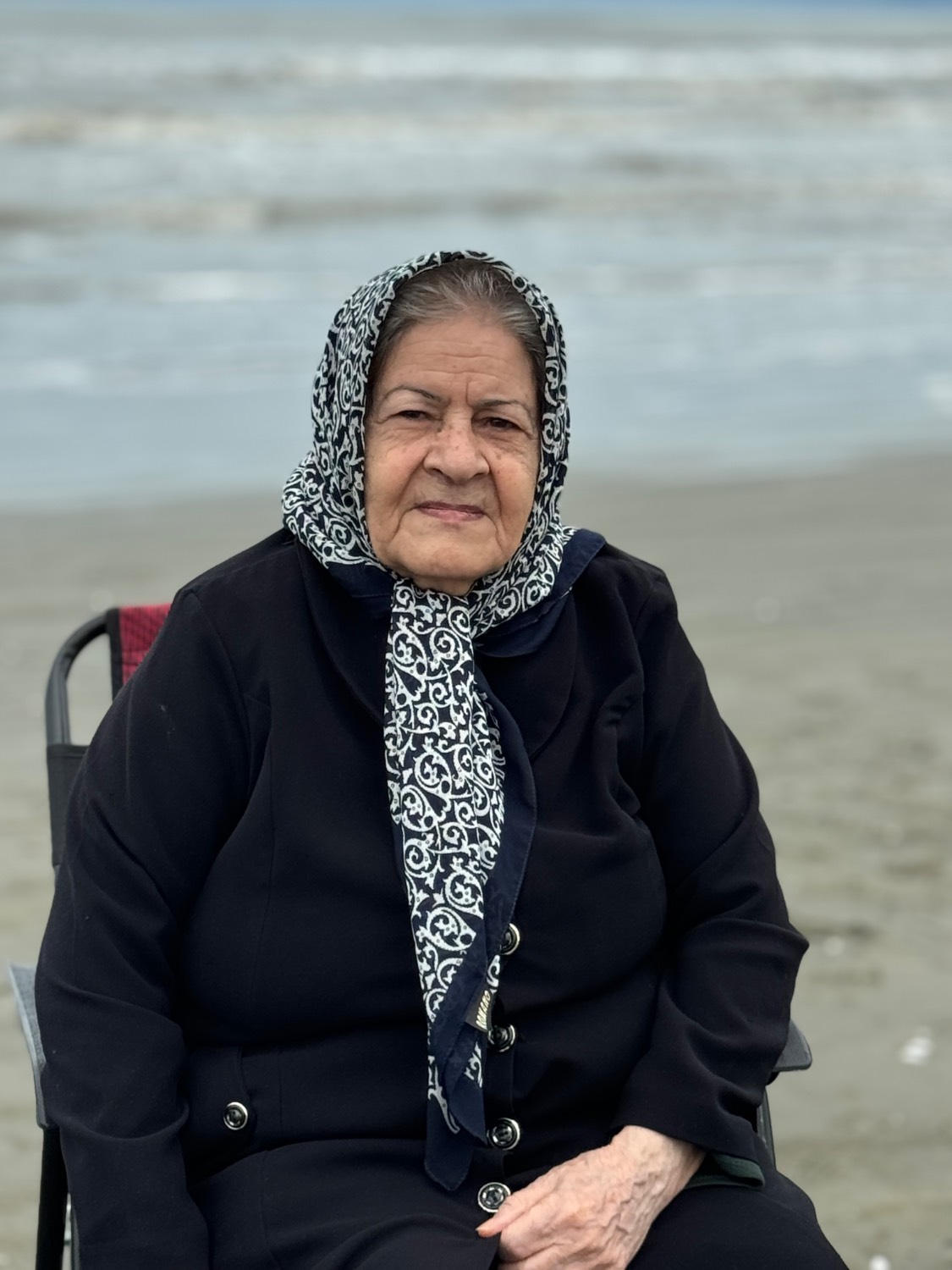 تصویری از انیس سادات میرصفایی