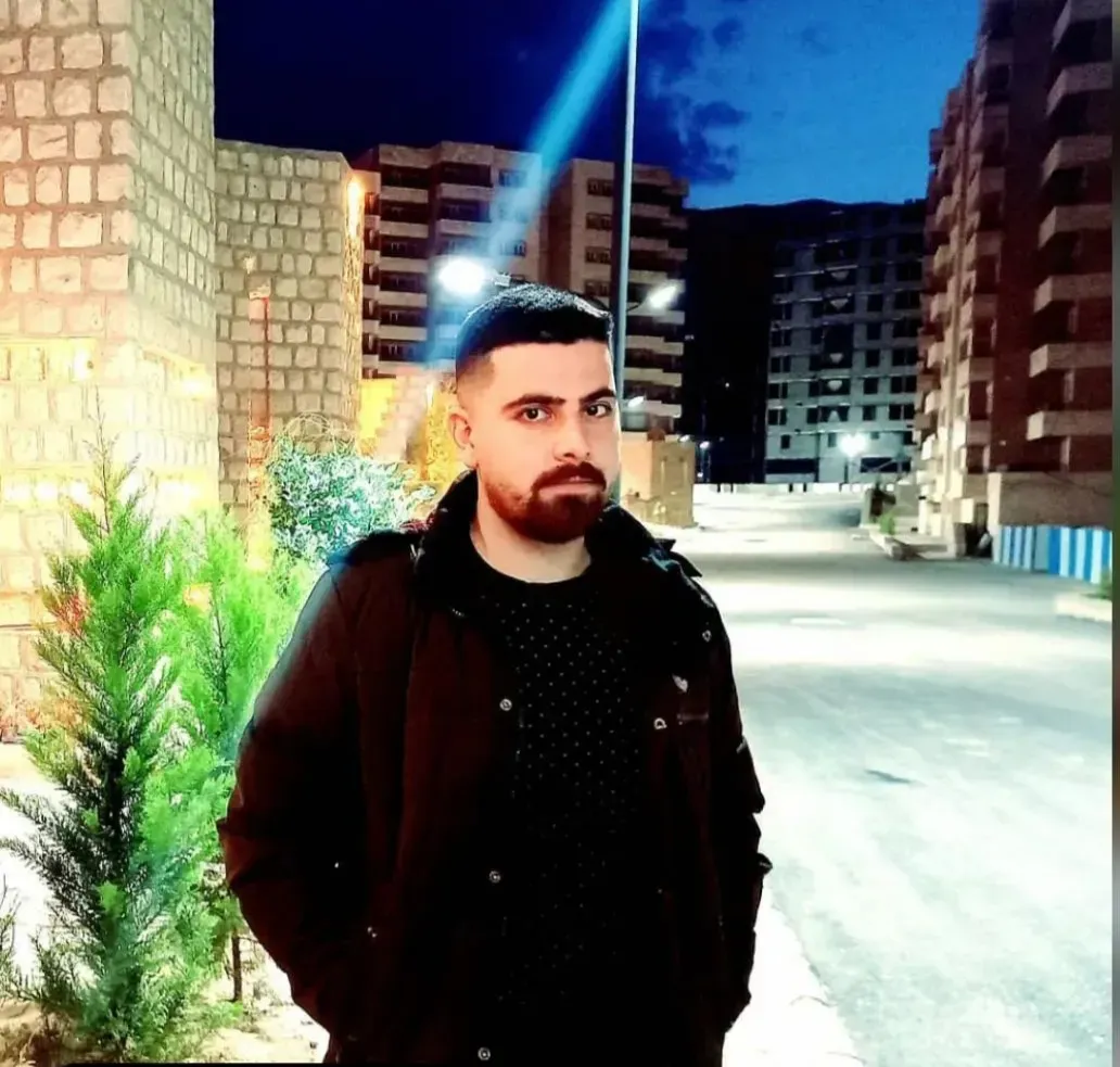 شادروان پوریا چناری