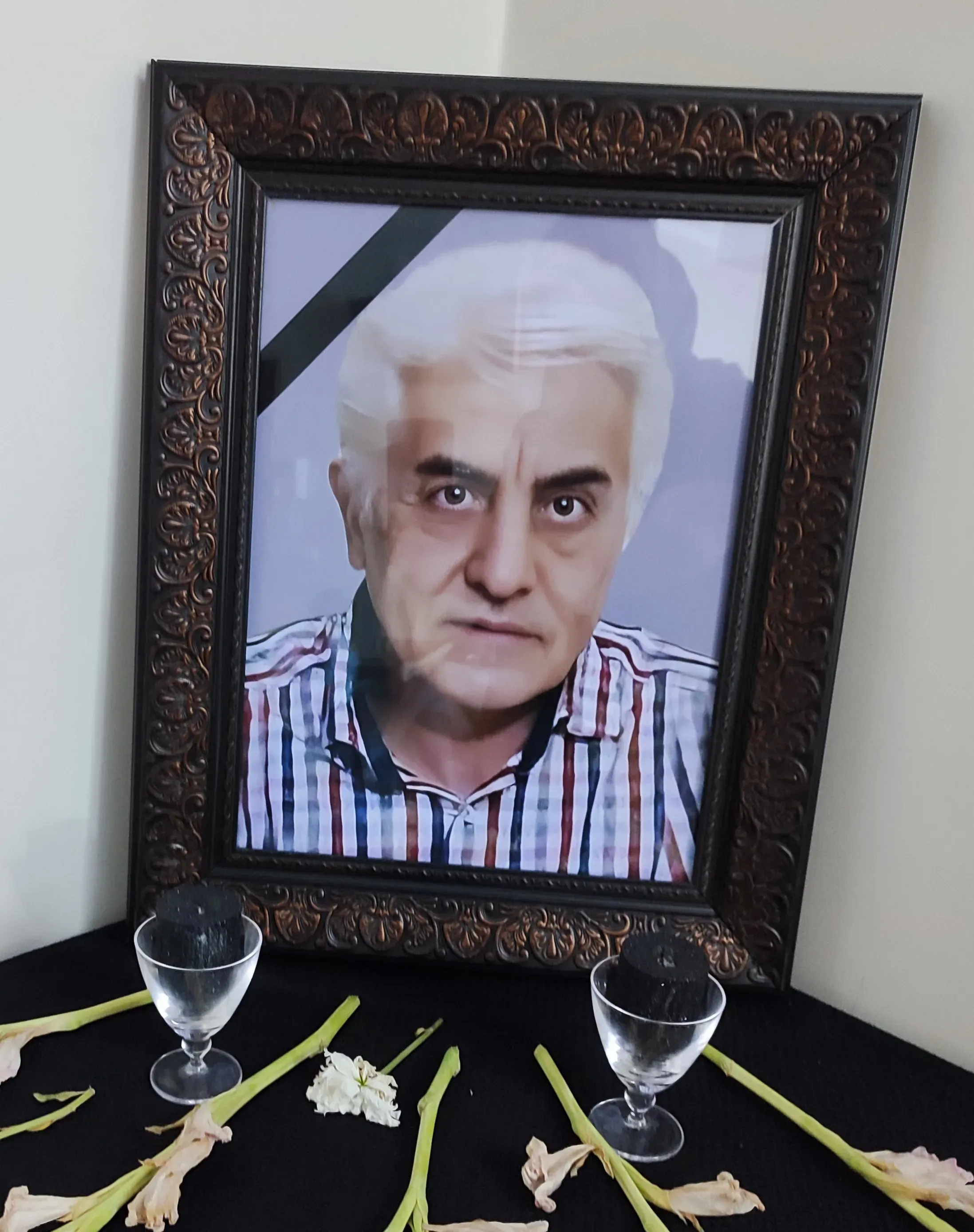 شادروان علی کوشکباغی