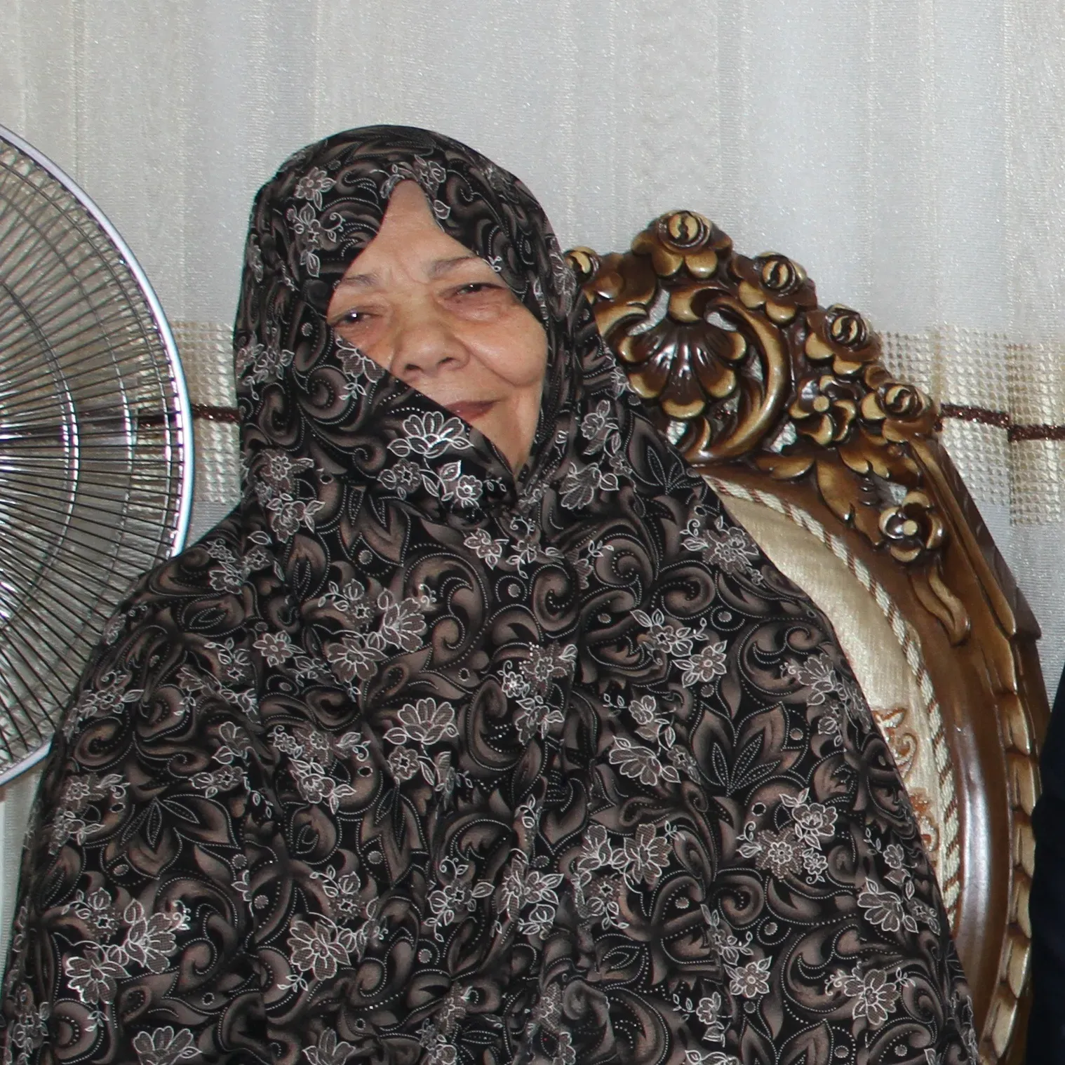 مرحومه بتول جندقی