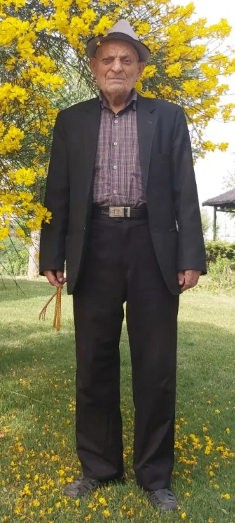 شادروان احمد شاهی آذر مزرعه