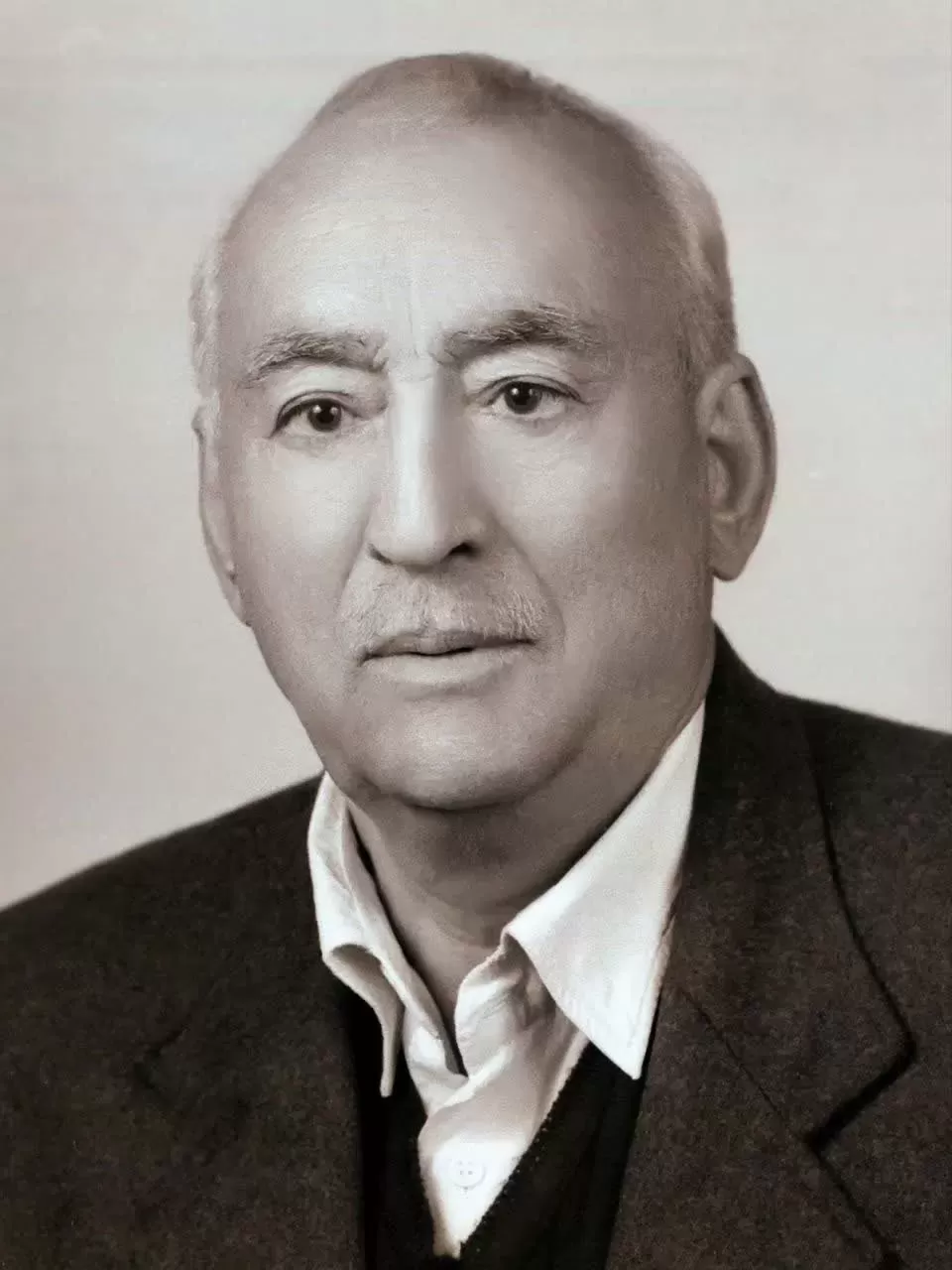 شادروان حسین احمدی کوشکی