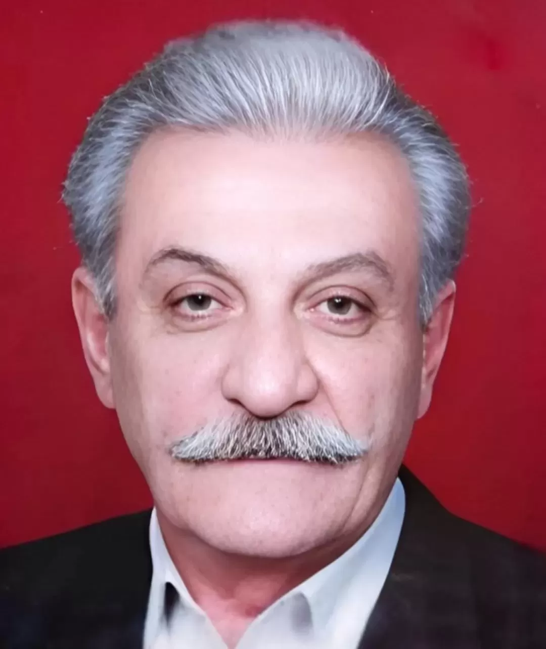  منوچهر خان خلیلی