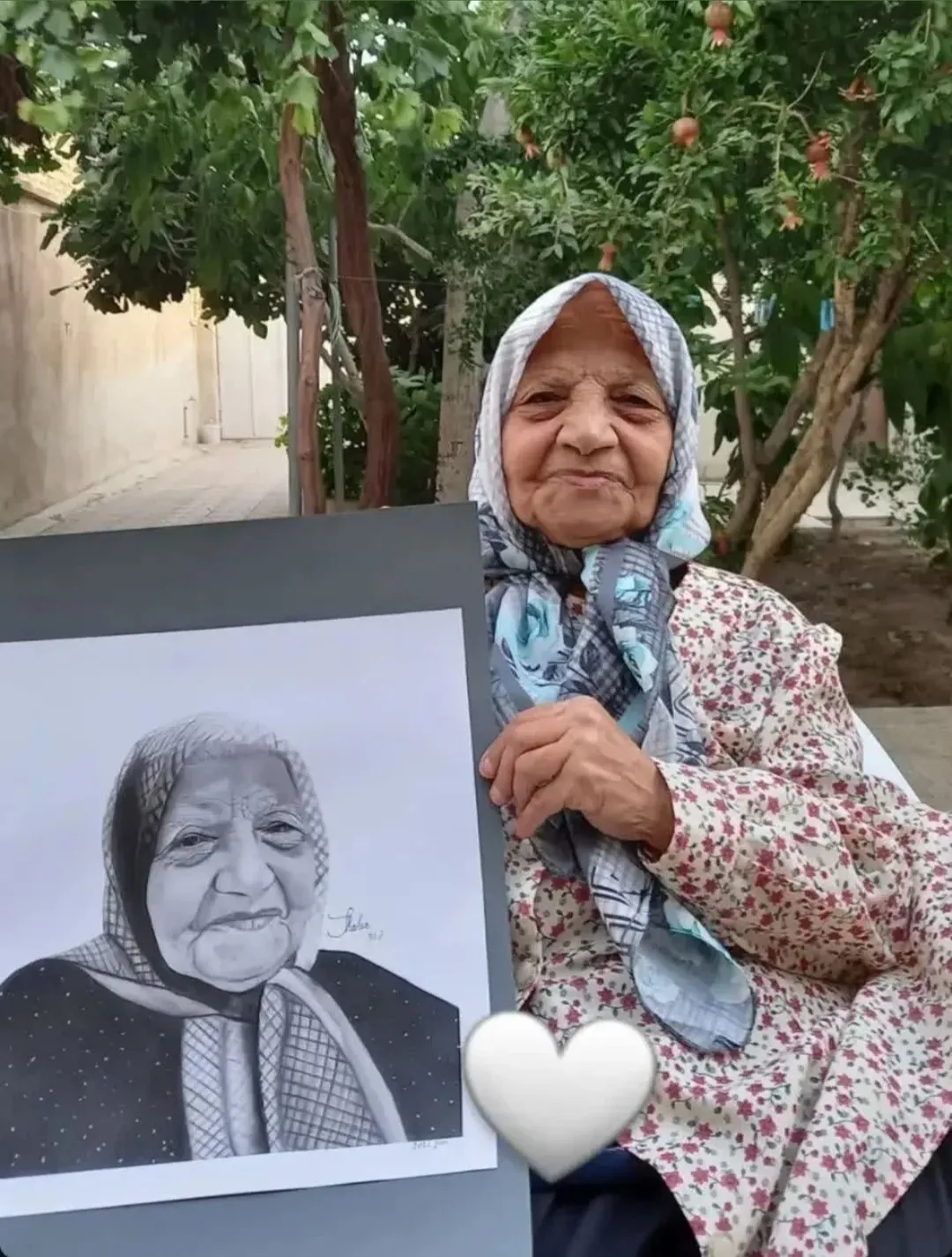 مرحومه نرگس کاملی