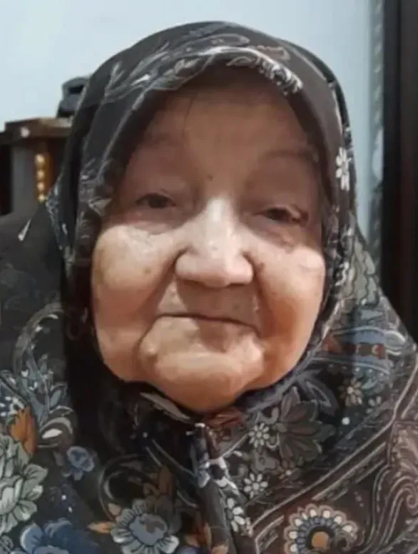 مرحومه توران زارعیان