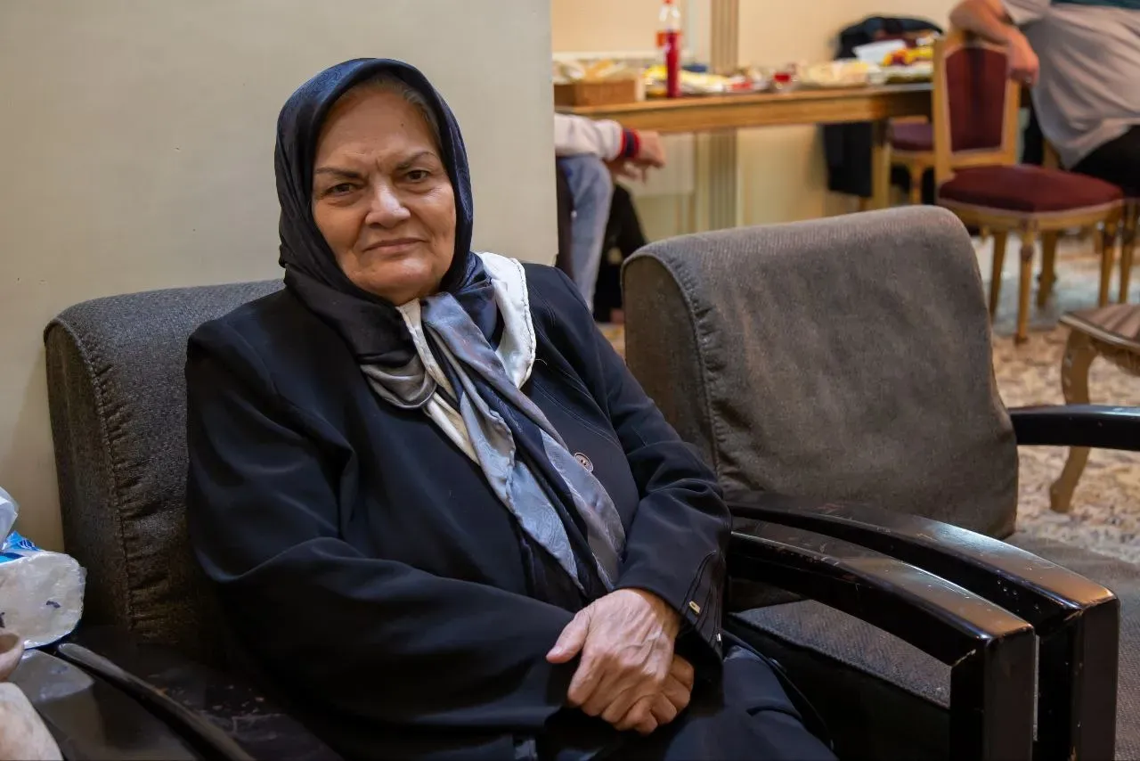 مرحومه اکرم حاجی غلام