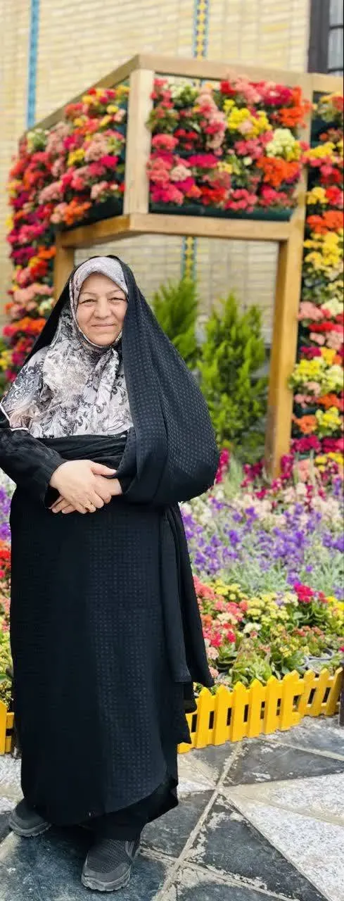 مرحومه سکینه اسدی
