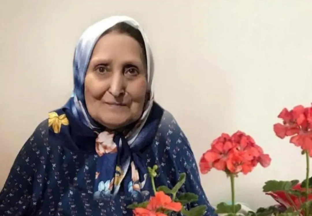 مرحومه طیبه فرجی