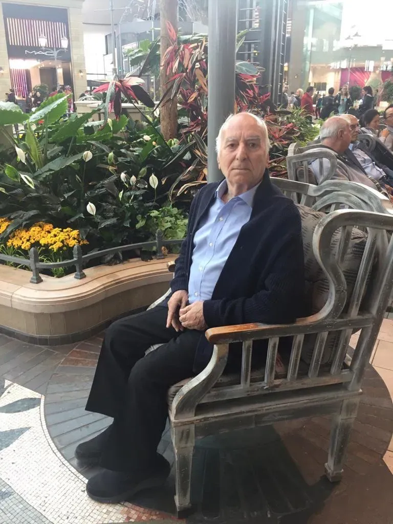 شادروان جواد خلیلی شعار