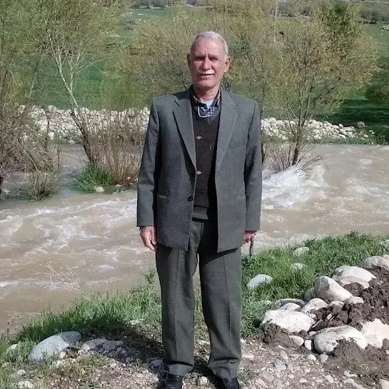 شادروان حاتم اکبری تبار