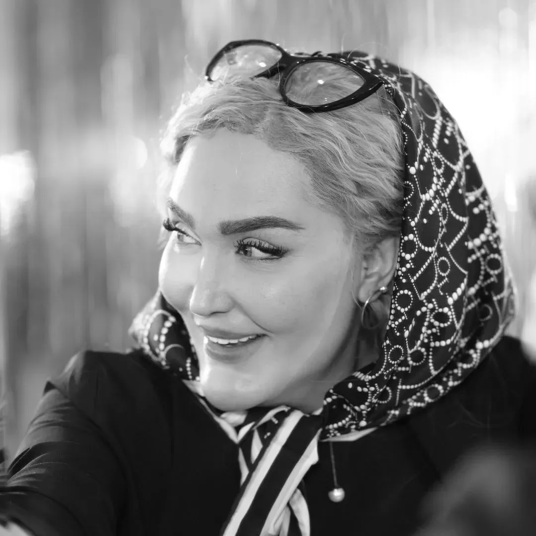 مرحومه زهره فکور صبور