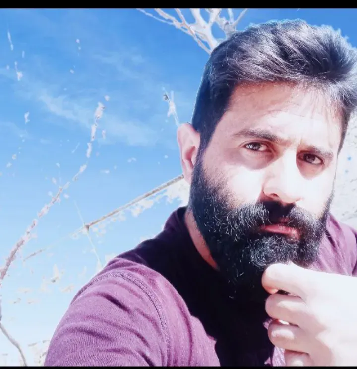 شادروان احسان گل محمد پور