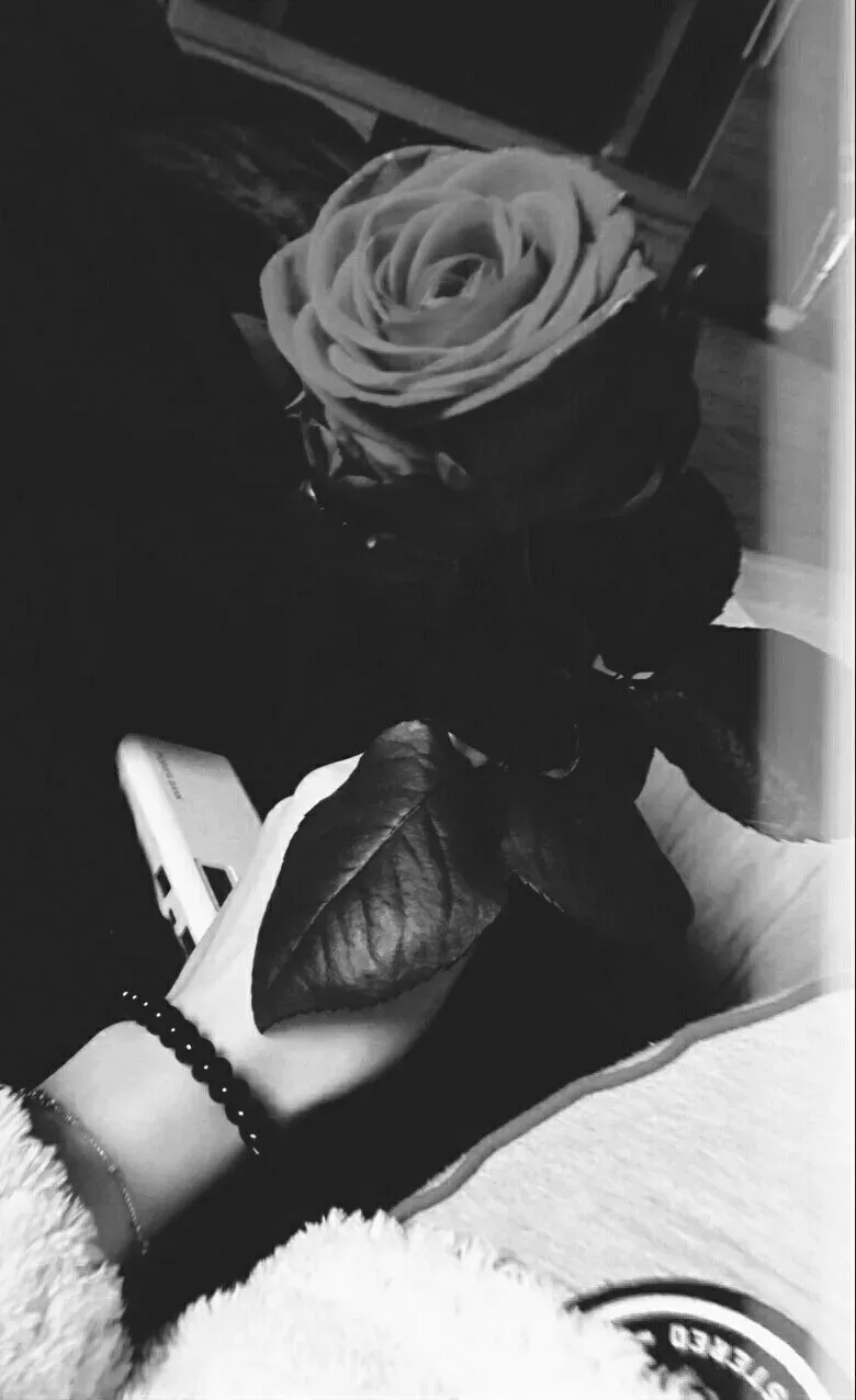 مرحومه زهرا زاهدی